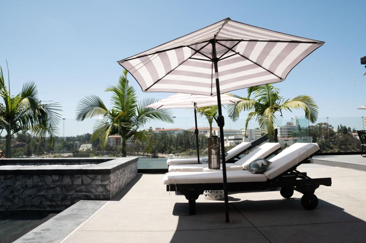 Casa de férias New Modern Luxury Estate - Pool, Slide, Grotto